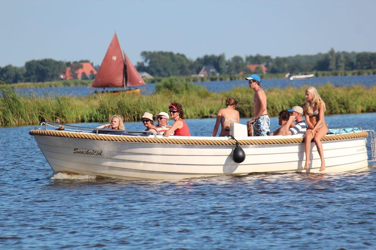 Vakantiepark De Kuilart Koudum Экстерьер фото
